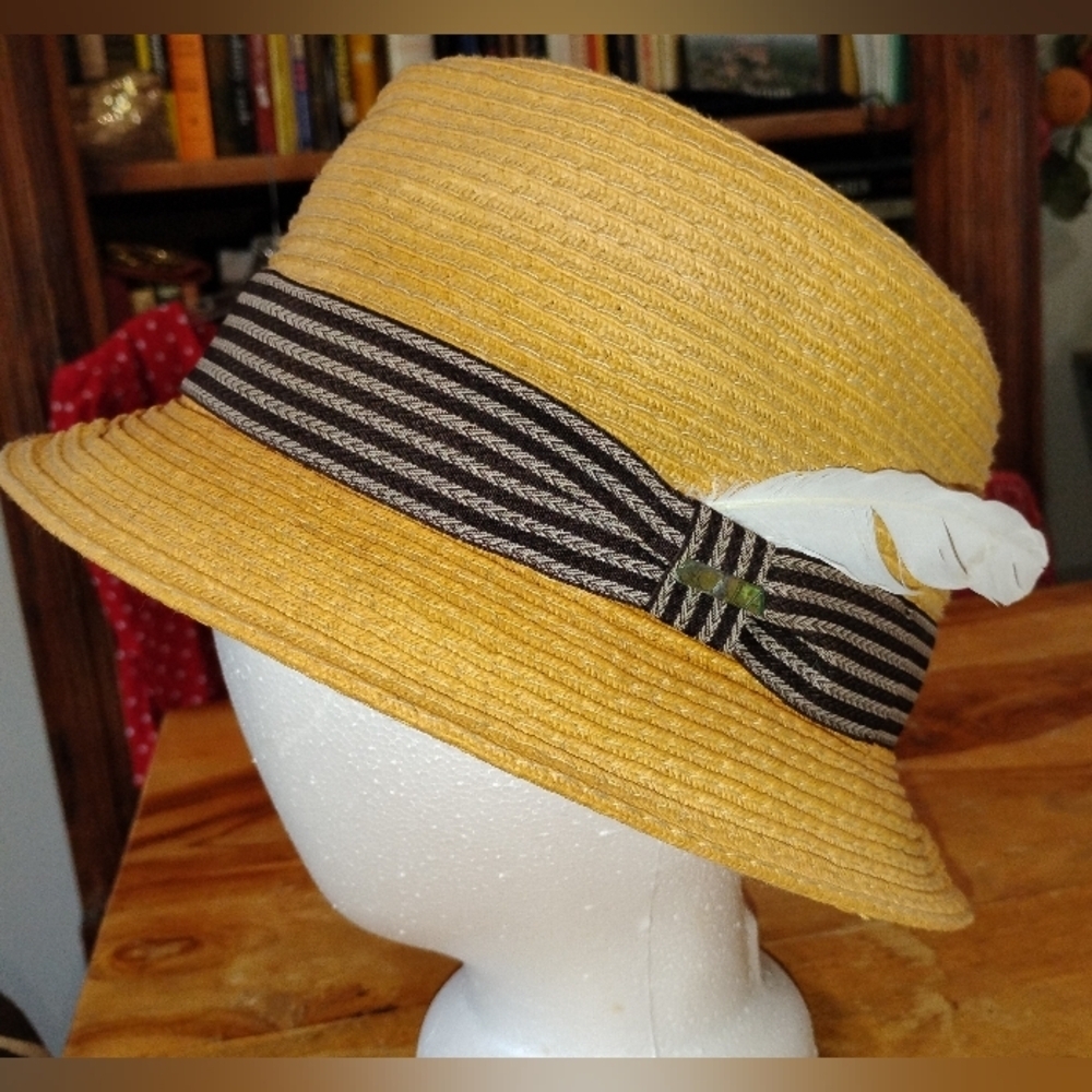 VINTAGE SCALA HAT